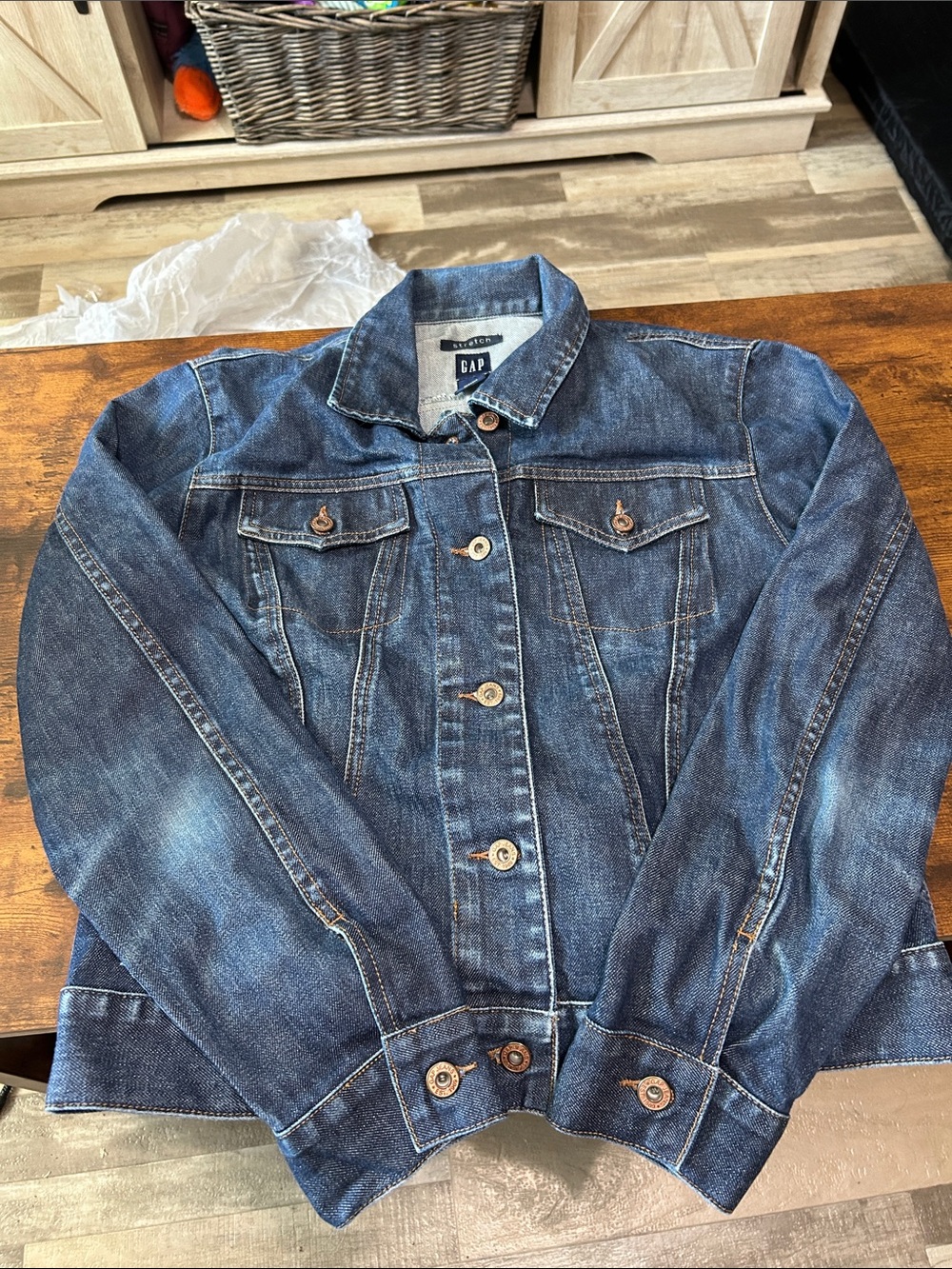 GAP Women's Medium Dark Blue Denim Jacket